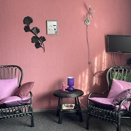 Bed And Breakfast Devijfbees Barendrecht Exterior foto